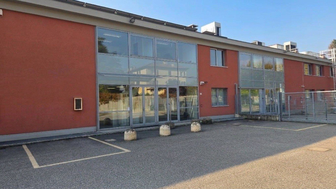 ROVERI - Capannone deposito/magazzino/show room