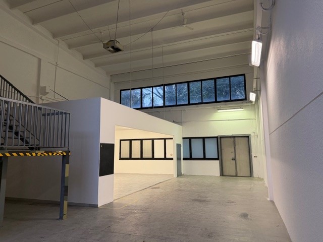 CAPANNONE IN AFFITTO - ZONA ARTIGIANALE ARCOVEGGIO (BO)