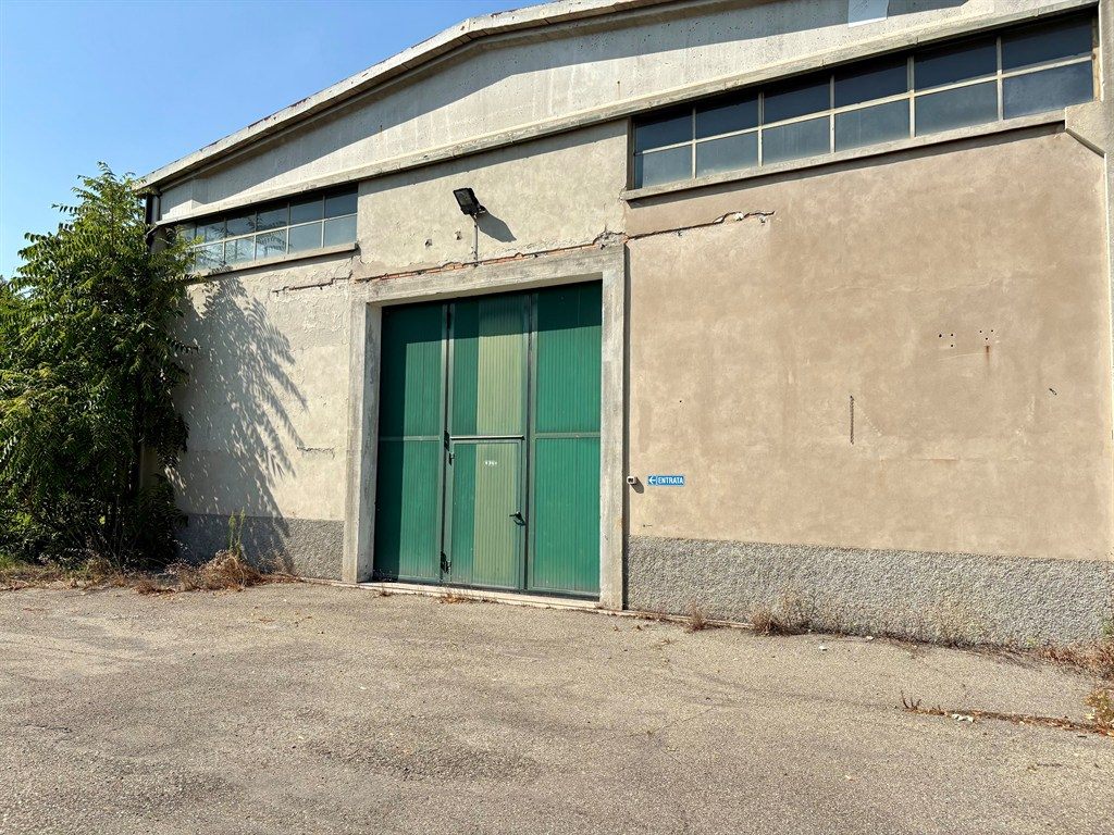 Valsamoggia, loc. Crespellano - Vendesi capannone indipendente