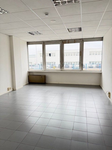 Funo Centergross - Affittasi ufficio 40 mq open space