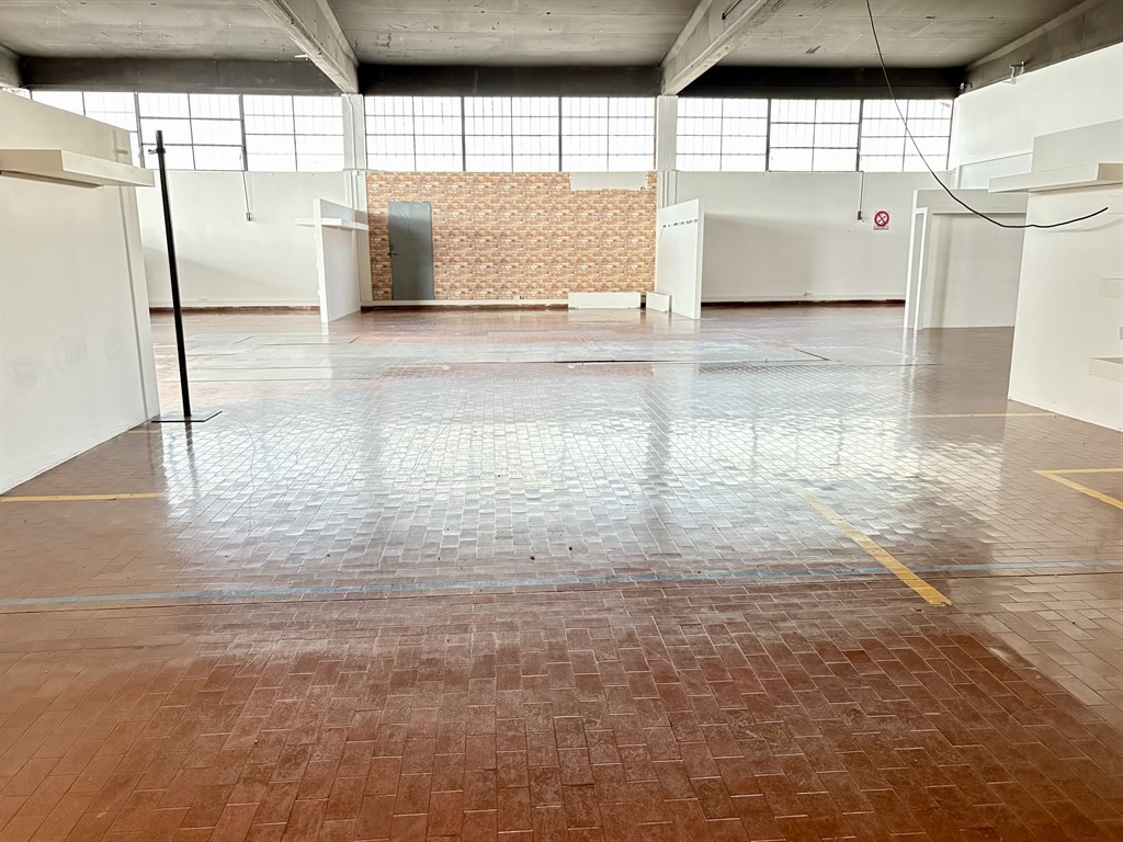 Casalecchio di Reno (BO), ad.ze Via del Lavoro - Affittasi capannone