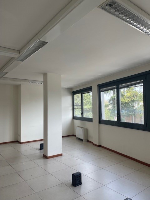 Casalecchio di Reno - Vendesi ufficio