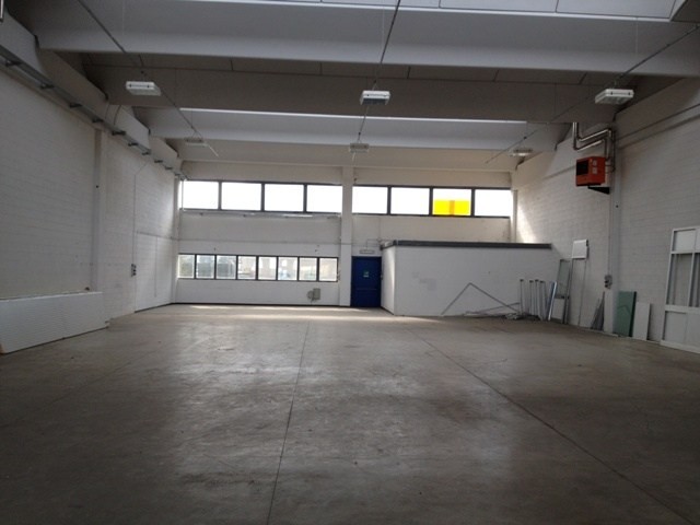 Granarolo dell'Emilia, località Cadriano - Affittasi capannone